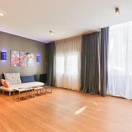 Apartment 124 - Urban Fabulous Flat *