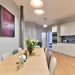 Apartment 124 - Urban Fabulous Flat *