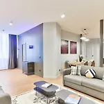 124 - Urban Fabulous Flat *
